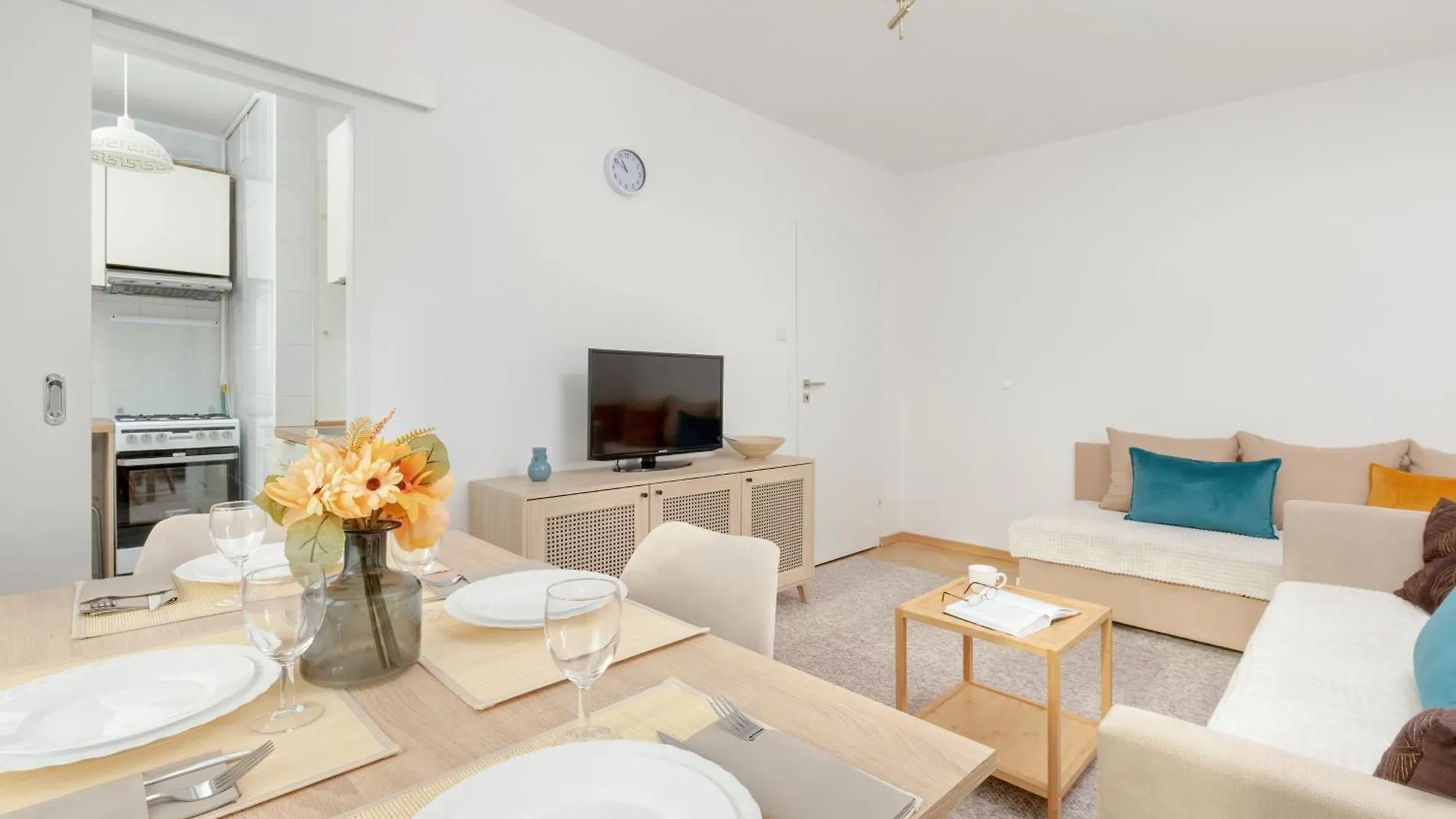 Seaside Park Apartment With Parking Gdansk By Noclegi Renters